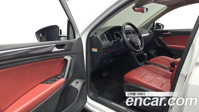 Volkswagen Tiguan 2020 — ფოტო 3/20