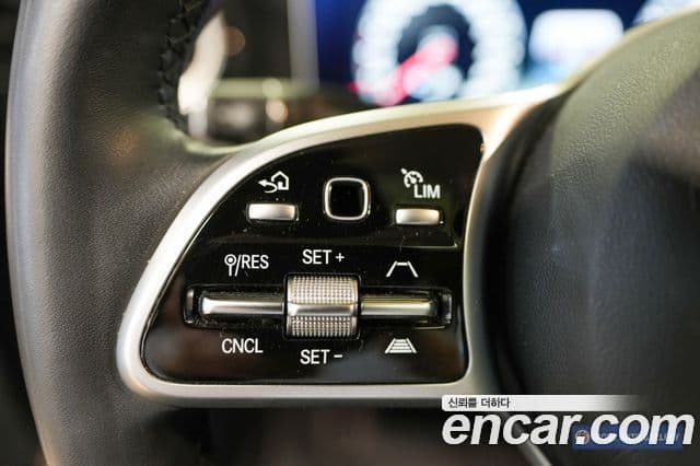 Mercedes-Benz E-Class 2020 — Şəkil 11/20