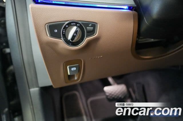 Mercedes-Benz E-Class 2020 — Şəkil 16/20