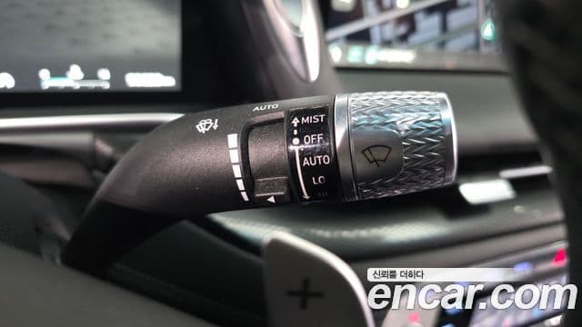 Genesis G90 2022 — ფოტო 12/38