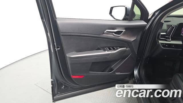 Kia Sportage 2022 — ფოტო 6/31