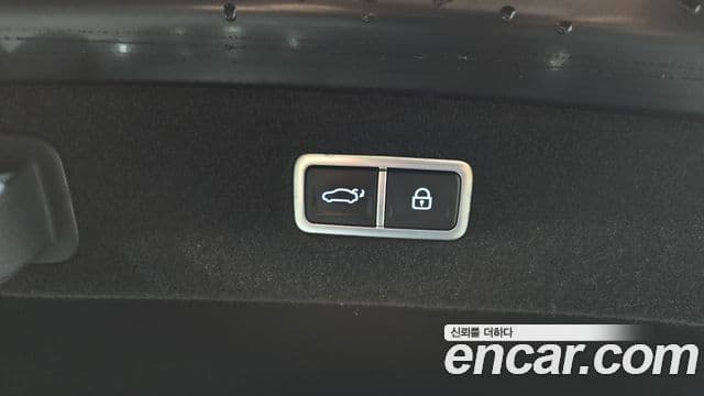 Genesis G90 2022 — ფოტო 17/20