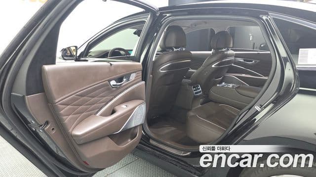 Kia The K9 2019 — Photo 24/35