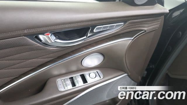 Kia The K9 2019 — Photo 32/35
