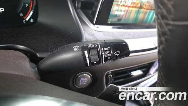 Kia The K9 2019 — Photo 33/35