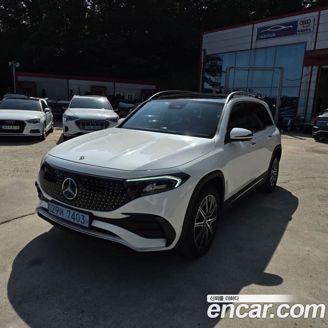 Mercedes-Benz EQB 2024 — ფოტო 7/20