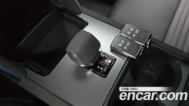 Land Rover Discovery Sport 2025 — ფოტო 9/20