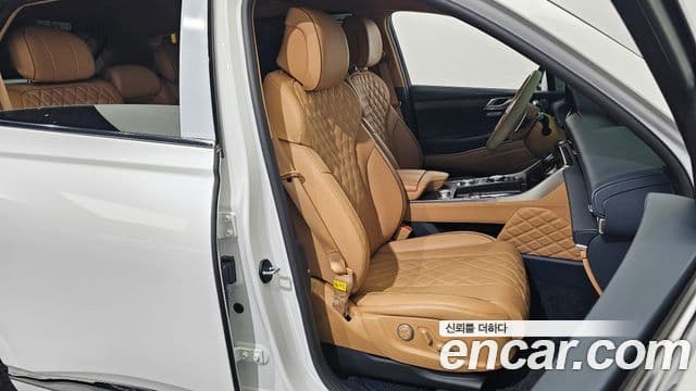 Genesis GV80 2023 — Photo 19/38