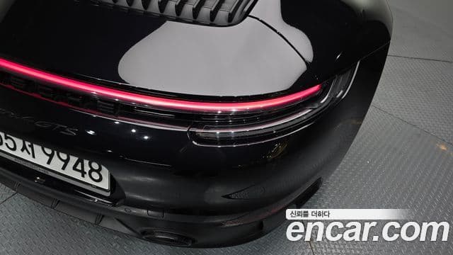 Porsche 911 2024 — Photo 12/30