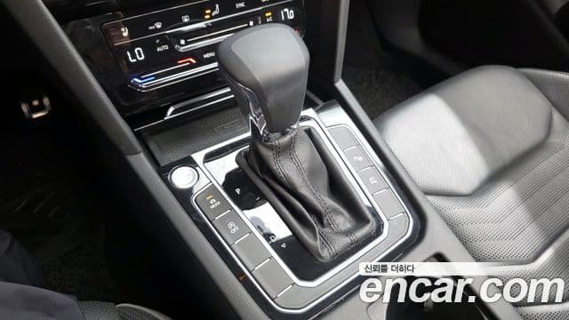 Volkswagen Arteon 2023 — ფოტო 9/20