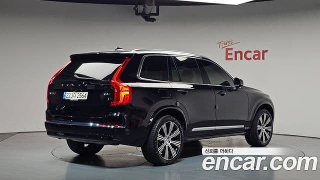 Volvo XC90 2024 — Фото 2/20