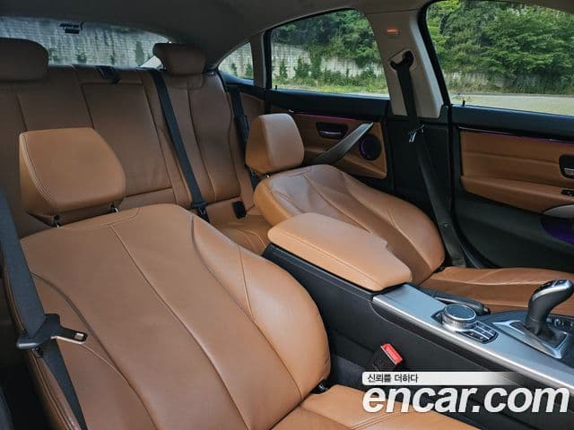 BMW 4 Series 2018 — ფოტო 3/20