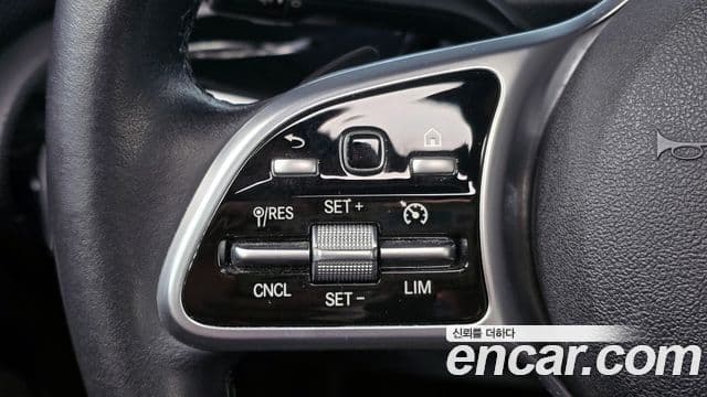 Mercedes-Benz A-Class 2020 — Şəkil 14/20
