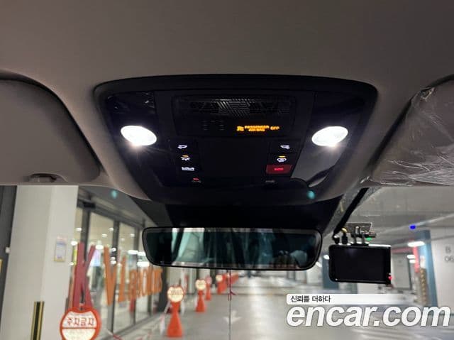 Kia Carnival 2024 — Şəkil 7/18