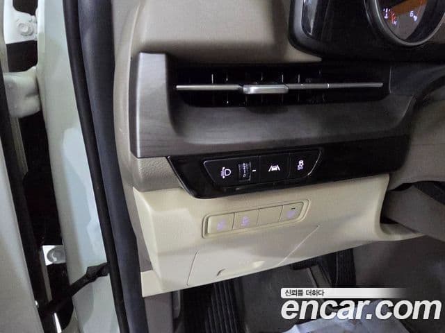 Kia Carnival 2020 — Şəkil 8/20