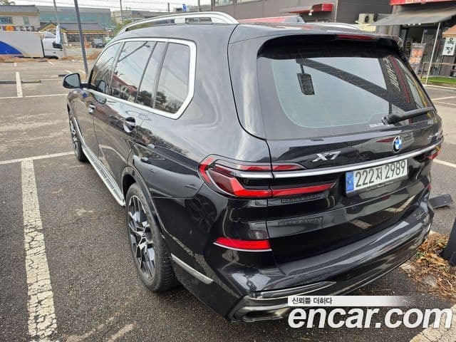 BMW X7 2024 — Şəkil 8/19