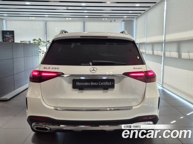 Mercedes-Benz GLE-Class 2024 — ფოტო 8/12
