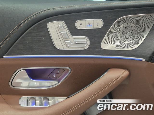 Mercedes-Benz GLE-Class 2024 — ფოტო 11/12