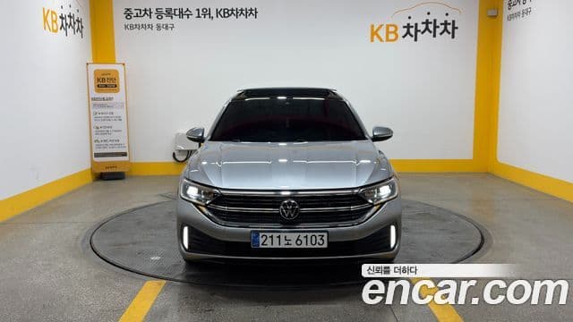 Volkswagen Jetta 2023 — Şəkil 2/19