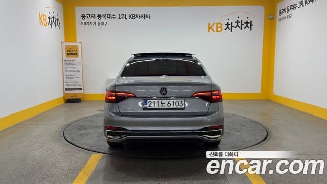 Volkswagen Jetta 2023 — Şəkil 3/19