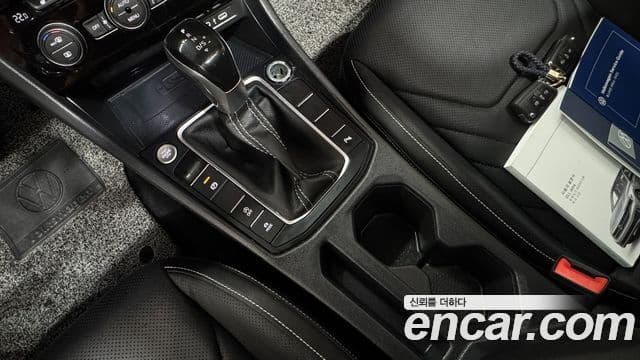 Volkswagen Jetta 2023 — фото 8 из 19