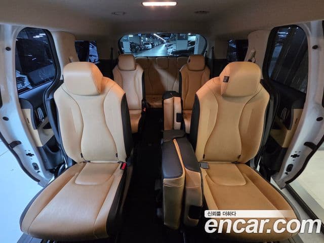 Kia Carnival 2022 — Фото 10/20