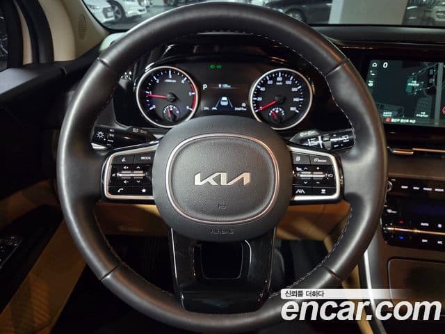 Kia Carnival 2022 — Фото 13/20