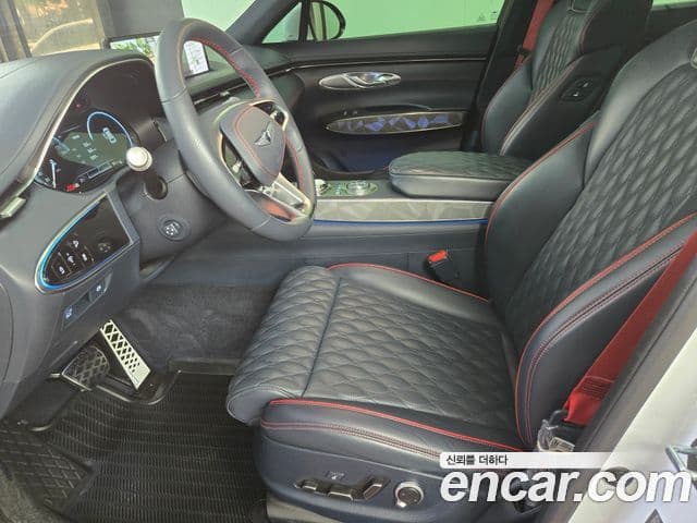 Genesis GV70 2021 — Şəkil 10/20