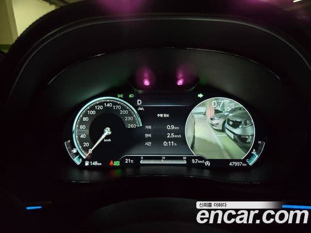 Genesis GV70 2021 — Şəkil 14/20