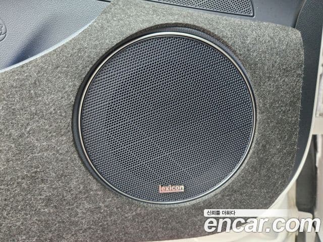 Genesis GV70 2021 — Şəkil 16/20