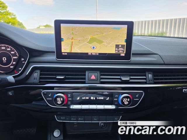 Audi A5 2019 — Photo 6/17
