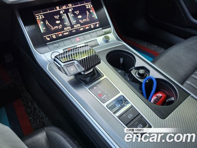 Audi A6 2019 — Şəkil 14/17