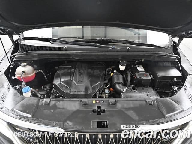 Kia Carnival 2021 — фото 5 из 20