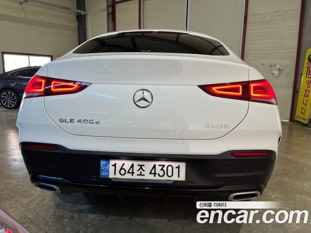 Mercedes-Benz GLE-Class 2022 — ფოტო 5/20