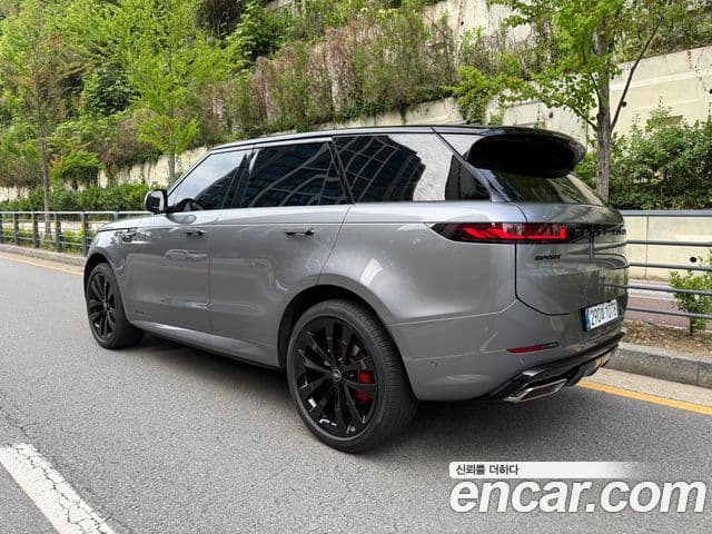 Land Rover Range Rover Sport 2025 — ფოტო 1/15