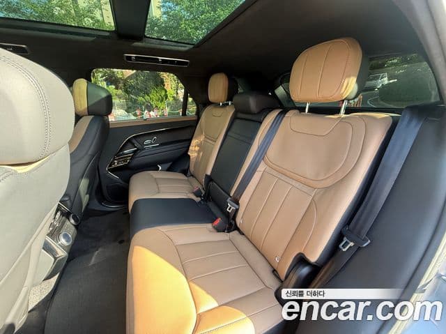 Land Rover Range Rover Sport 2025 — Photo 15/15