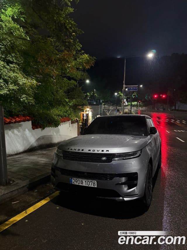 Land Rover Range Rover Sport 2025 — ფოტო 13/15