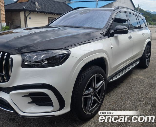 Mercedes-Benz GLS-Class 2022 — Photo 5/9