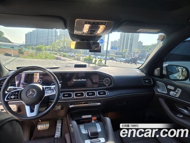 Mercedes-Benz GLS-Class 2022 — Photo 4/9