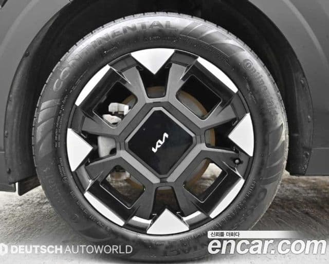 Kia Carnival 2024 — Şəkil 8/20
