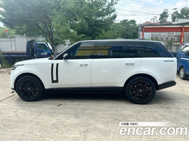 Land Rover Range Rover 2024 — ფოტო 7/7
