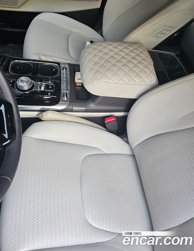 Kia Carnival 2023 — Фото 7/19