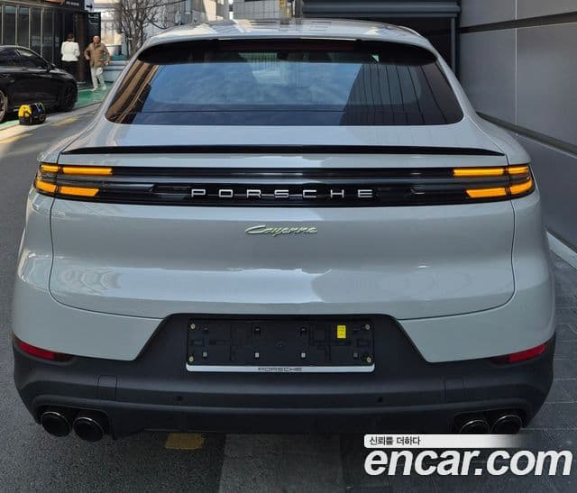 Porsche Cayenne 2026 — ფოტო 2/11