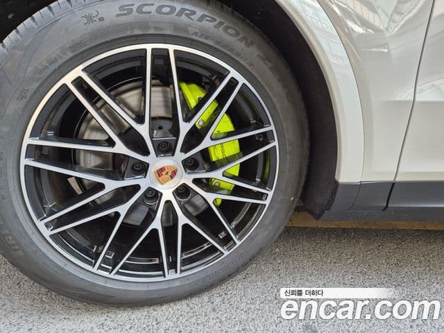 Porsche Cayenne 2026 — ფოტო 5/11