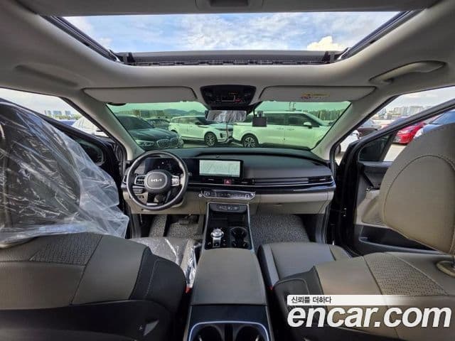Kia Carnival 2024 — фото 6 из 19