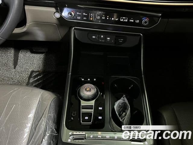 Kia Carnival 2024 — ფოტო 15/19