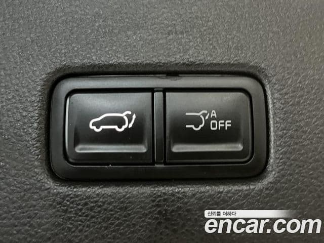 Kia Carnival 2024 — ფოტო 18/19