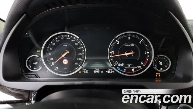 BMW X6 2019 — ფოტო 8/20