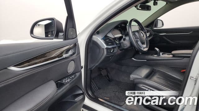 BMW X6 2019 — ფოტო 10/20