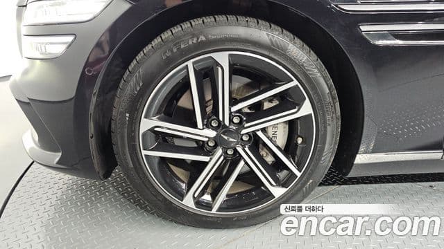 Genesis Electrified G80 2024 — Şəkil 5/20